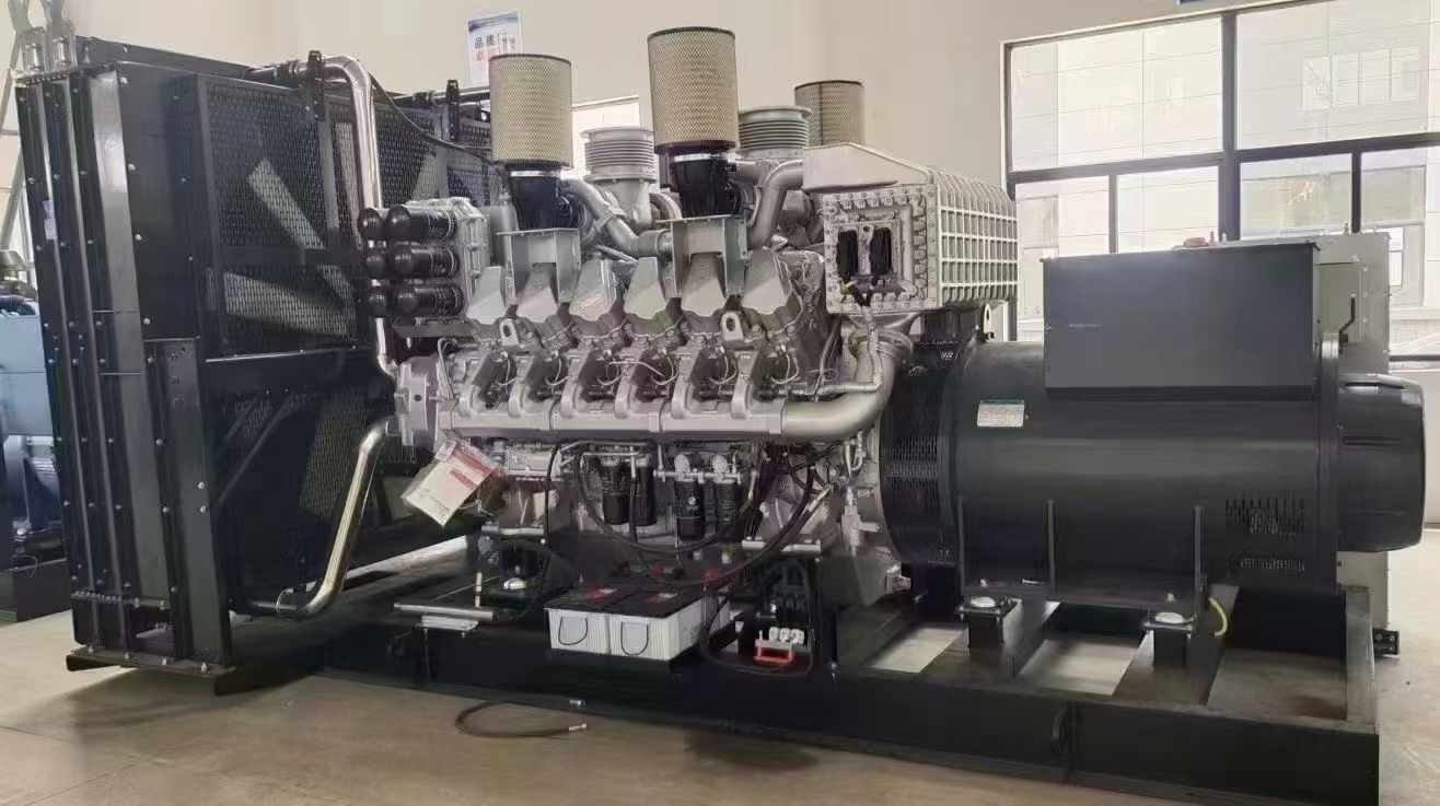 峰峰矿800KW柴油发电机组可以带动多少kw的设备？